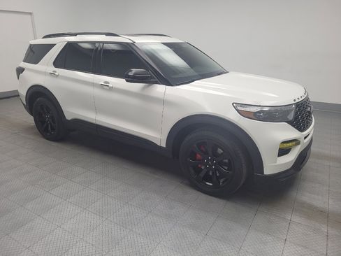 Used 2020 Ford Explorer ST w/ ST Street Pack image 11