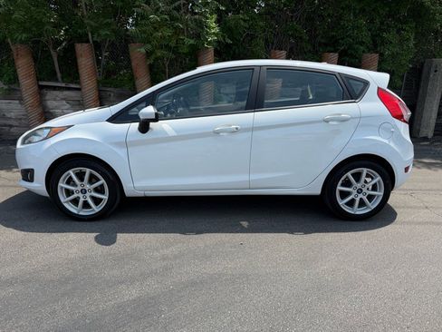 Used 2019 Ford Fiesta SE w/ Equipment Group 201A image 6