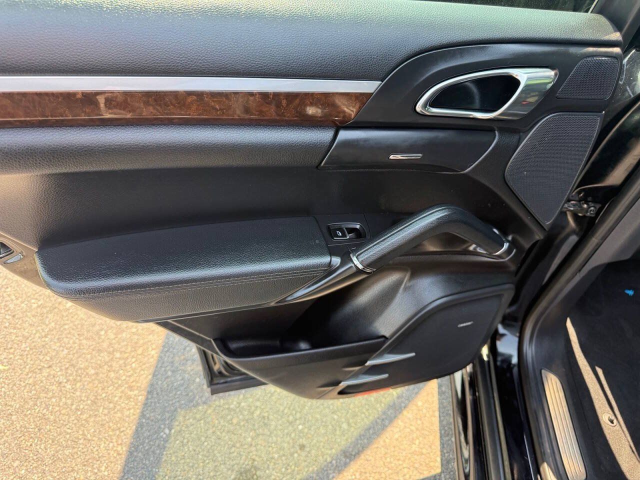 Used 2013 Porsche Cayenne GTS AWD/4WD image 25