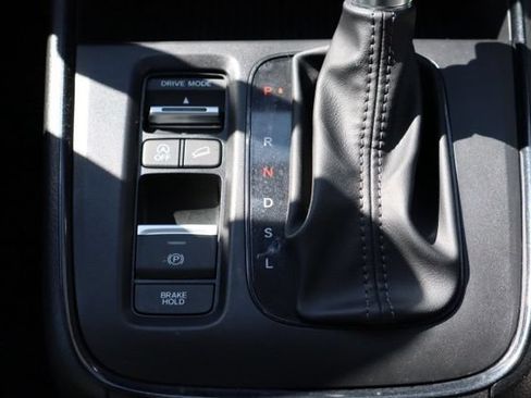 Used 2024 Honda CR-V EX image 12