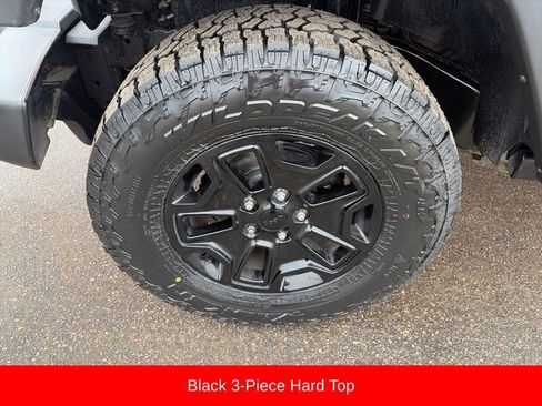 Used 2017 Jeep Wrangler Unlimited Sport image 11