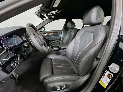 Certified 2023 BMW 540i w/ M Sport Package image 21
