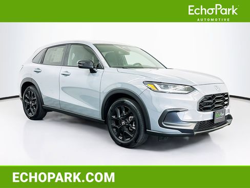 Used 2025 Honda HR-V Sport image 1