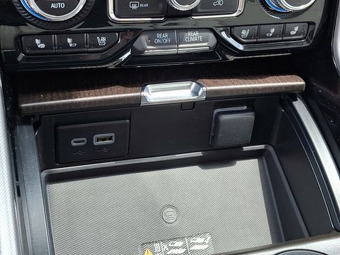 Used 2023 GMC Yukon Denali w/ LPO, Floor Liner Package AWD/4WD image 31