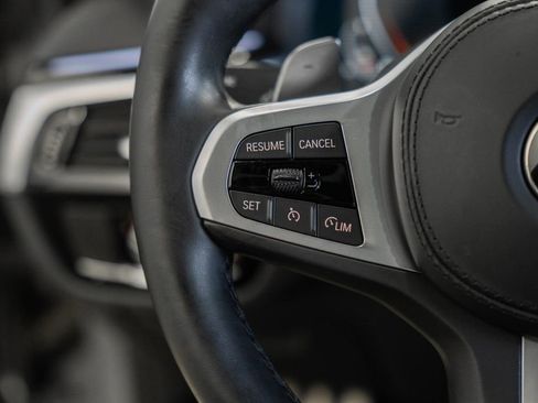 Used 2021 BMW M550i xDrive w/ Premium Package image 38