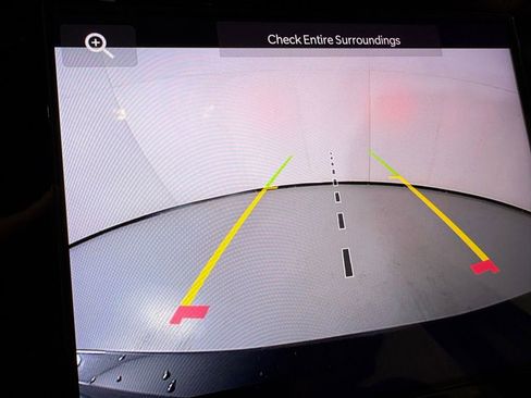 Used 2023 Jeep Grand Cherokee L Laredo image 31