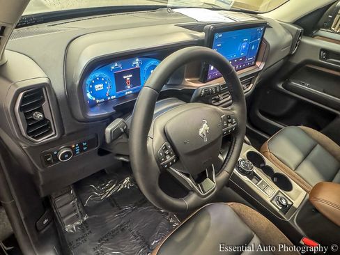 Used 2025 Ford Bronco Sport Outer Banks w/ Outer Banks Tech Package+ image 11