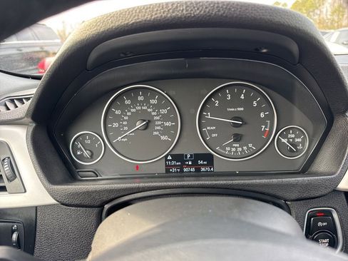 Used 2017 BMW 320i xDrive 320i xDrive image 23