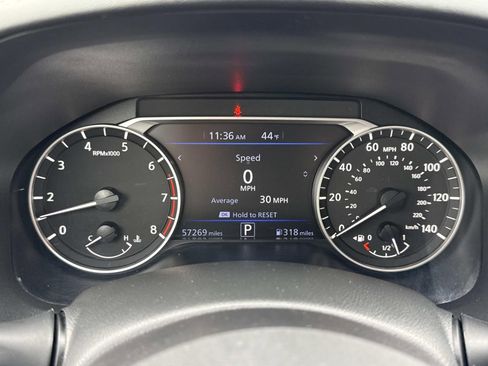 Used 2024 Nissan Altima 2.5 SR w/ SR Premium Package image 18