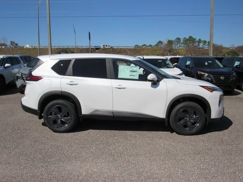 New 2026 Nissan Rogue SV image 2