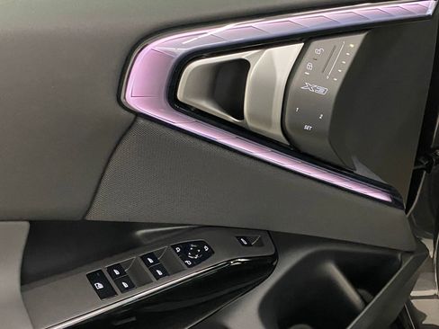 Used 2026 BMW X3 xDrive30 w/ Convenience Package image 23