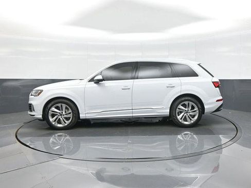 Used 2023 Audi Q7 3.0T Prestige AWD/4WD image 4