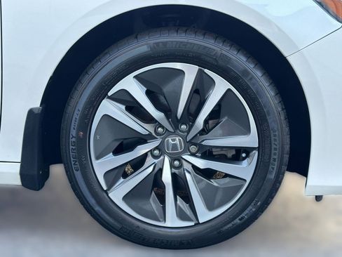 Used 2022 Honda Accord EX-L image 12