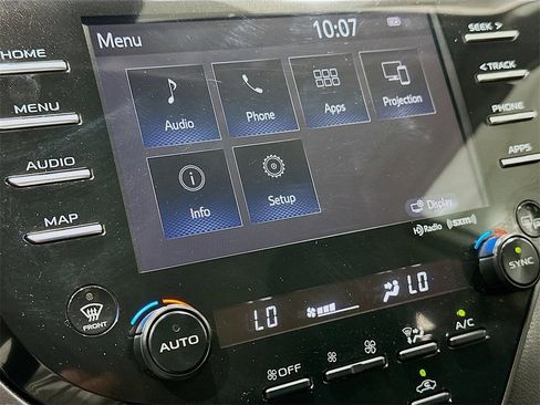 Used 2019 Toyota Camry XSE image 14