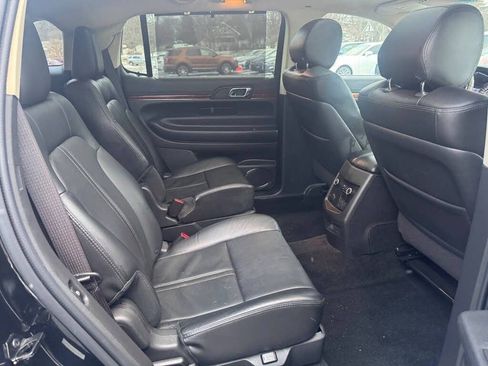 Used 2014 Lincoln MKT AWD w/ Equipment Group 201A image 25