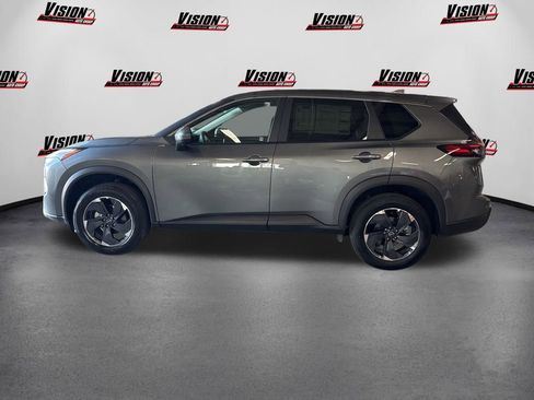 Certified 2026 Nissan Rogue SV AWD/4WD image 8