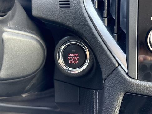 Used 2024 Subaru Forester Limited image 27