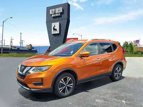 Used 2019 Nissan Rogue SV w/ Premium Package AWD/4WD image 1