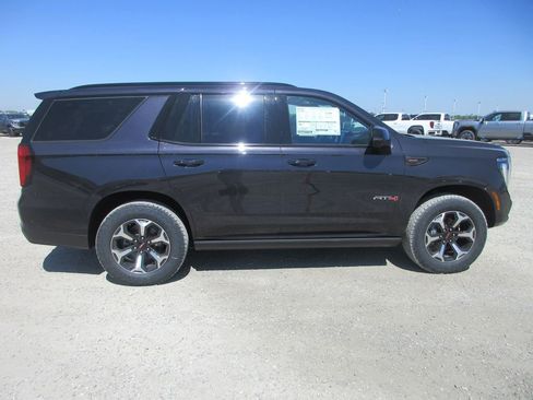 New 2026 GMC Yukon AT4 Ultimate AWD/4WD image 3