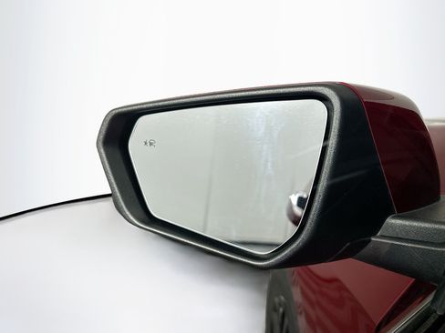 Used 2019 Chevrolet Equinox LT FWD image 16