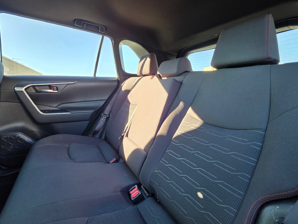 Used 2023 Toyota RAV4 SE w/ Weather & Moonroof Package AWD/4WD image 20