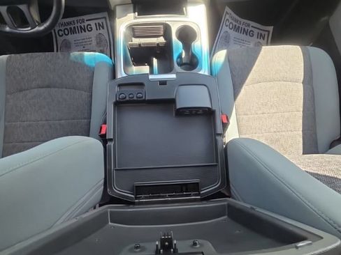 Used 2019 RAM 1500 Warlock AWD/4WD image 23