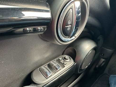Used 2020 MINI Cooper Convertible w/ Premium Package FWD image 21