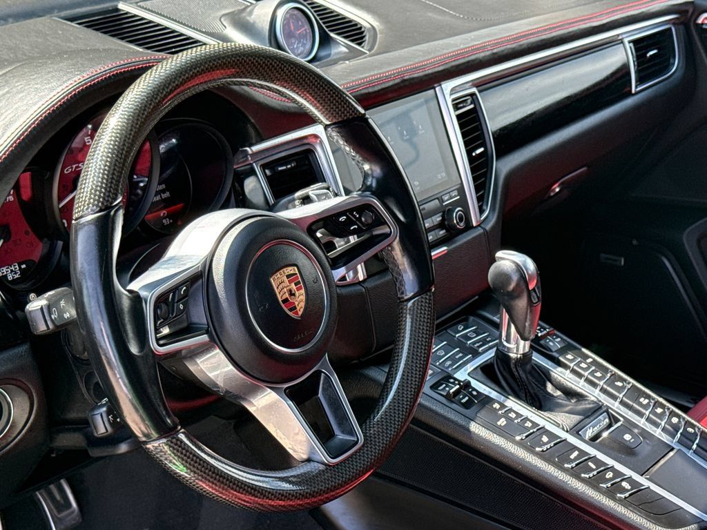 Used 2018 Porsche Macan GTS AWD/4WD image 20