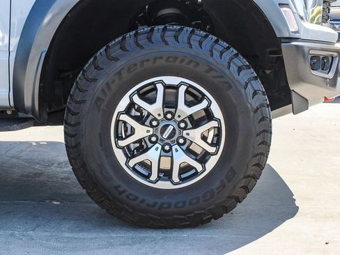 Used 2023 Ford F150 Raptor w/ Raptor Carbon Fiber Package AWD/4WD image 11