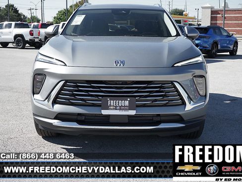 New 2024 Buick Envision Preferred image 2