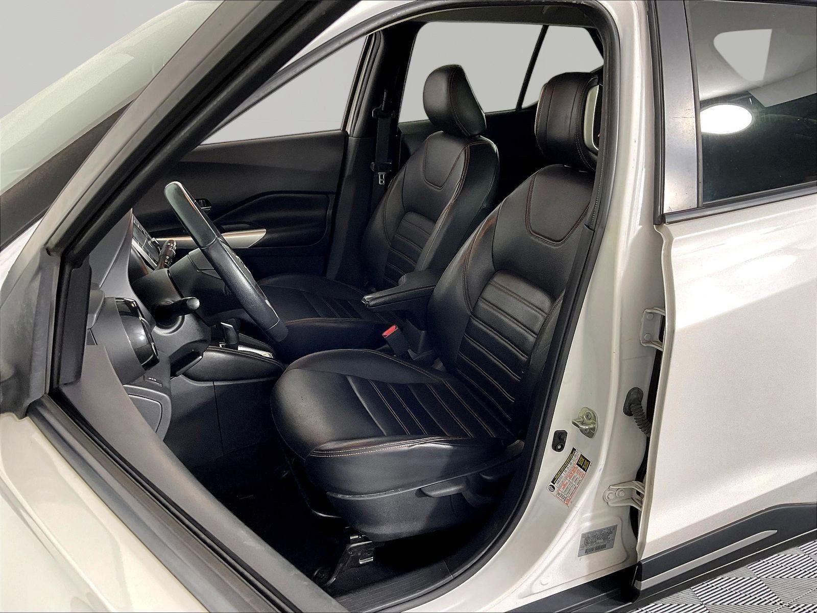 Used 2019 Nissan Kicks SR w/ SR Premium Package FWD image 20