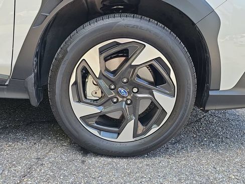Certified 2024 Subaru Crosstrek 2.5i Limited w/ Popular Package #3A AWD/4WD image 24