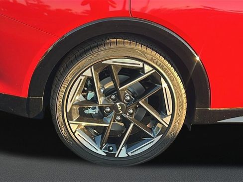 New 2025 Kia K4 GT-Line image 4