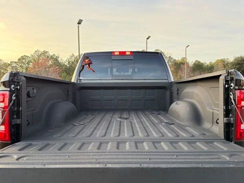 Used 2024 RAM 2500 Limited w/ Safety Group image 29