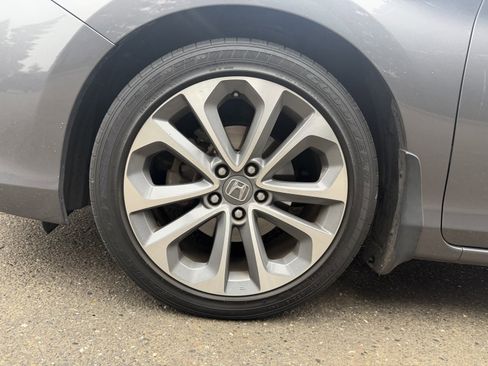 Used 2015 Honda Accord Sport image 9