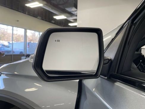 Certified 2023 Chevrolet Traverse RS w/ LPO, Floor Liner Package image 29