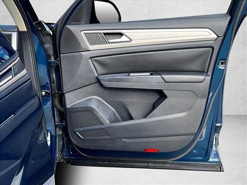 Used 2018 Volkswagen Atlas SE image 19