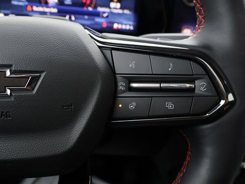 Certified 2024 Chevrolet Traverse RS image 38