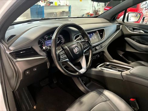 Used 2024 Buick Enclave Essence w/ Experience Buick Package image 8