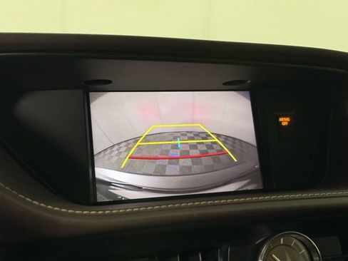 Used 2018 Lexus ES 350 w/ Luxury Package w/Wood Trim image 18