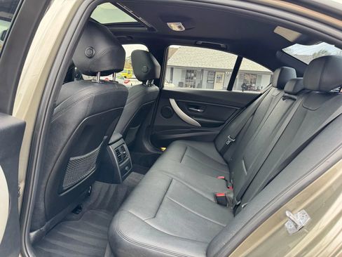 Used 2017 BMW 320i Sedan image 25