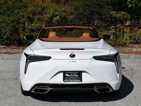 Used 2022 Lexus LC 500 Convertible image 5