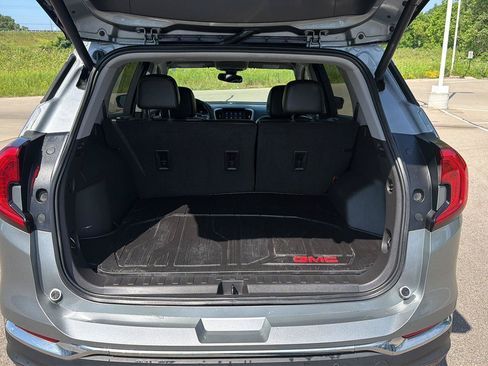 Used 2023 GMC Terrain SLT w/ LPO, Floor Liner Package AWD/4WD image 13