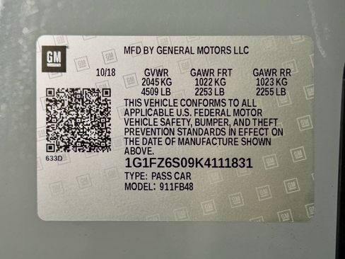 Used 2019 Chevrolet Bolt Premier w/ Infotainment Package image 28