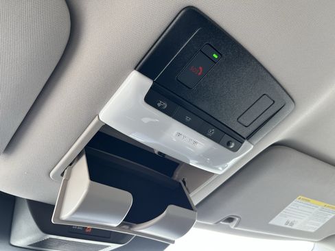 New 2026 Nissan Pathfinder SV AWD/4WD image 38