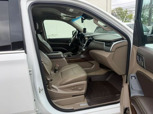 Used 2015 Chevrolet Suburban LT AWD/4WD image 26