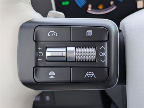 New 2026 Hyundai Santa Fe SE image 23