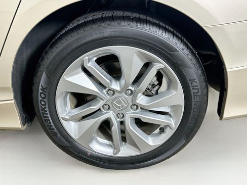 Used 2020 Honda Accord LX image 11