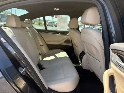 Used 2021 BMW 530i xDrive w/ Premium Package AWD/4WD image 19