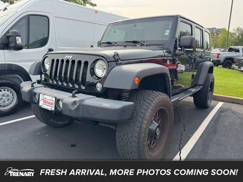 Used 2017 Jeep Wrangler Unlimited Sport w/ Connectivity Group AWD/4WD image 1